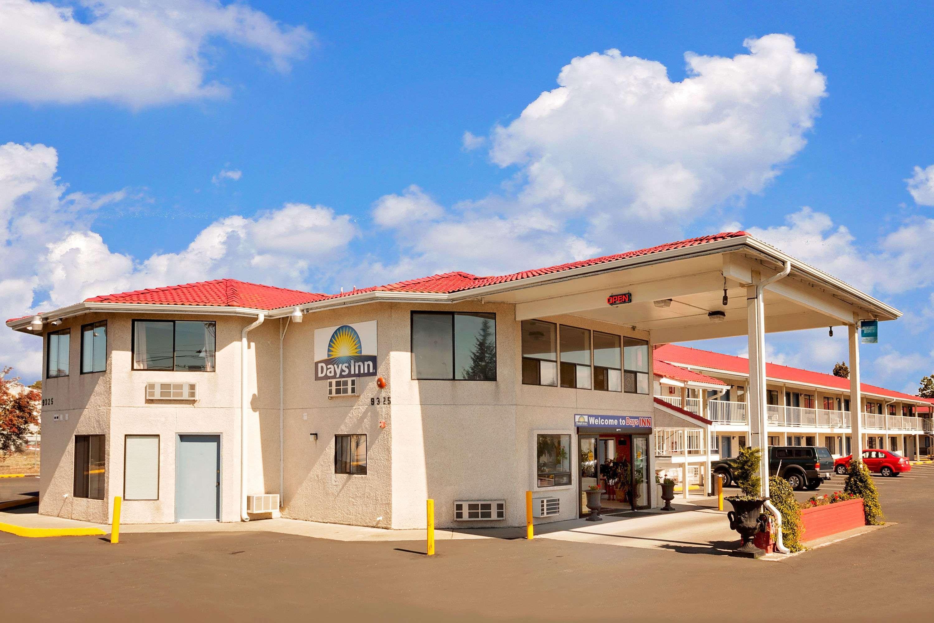 Days Inn By Wyndham Lakewood South Tacoma Dış mekan fotoğraf