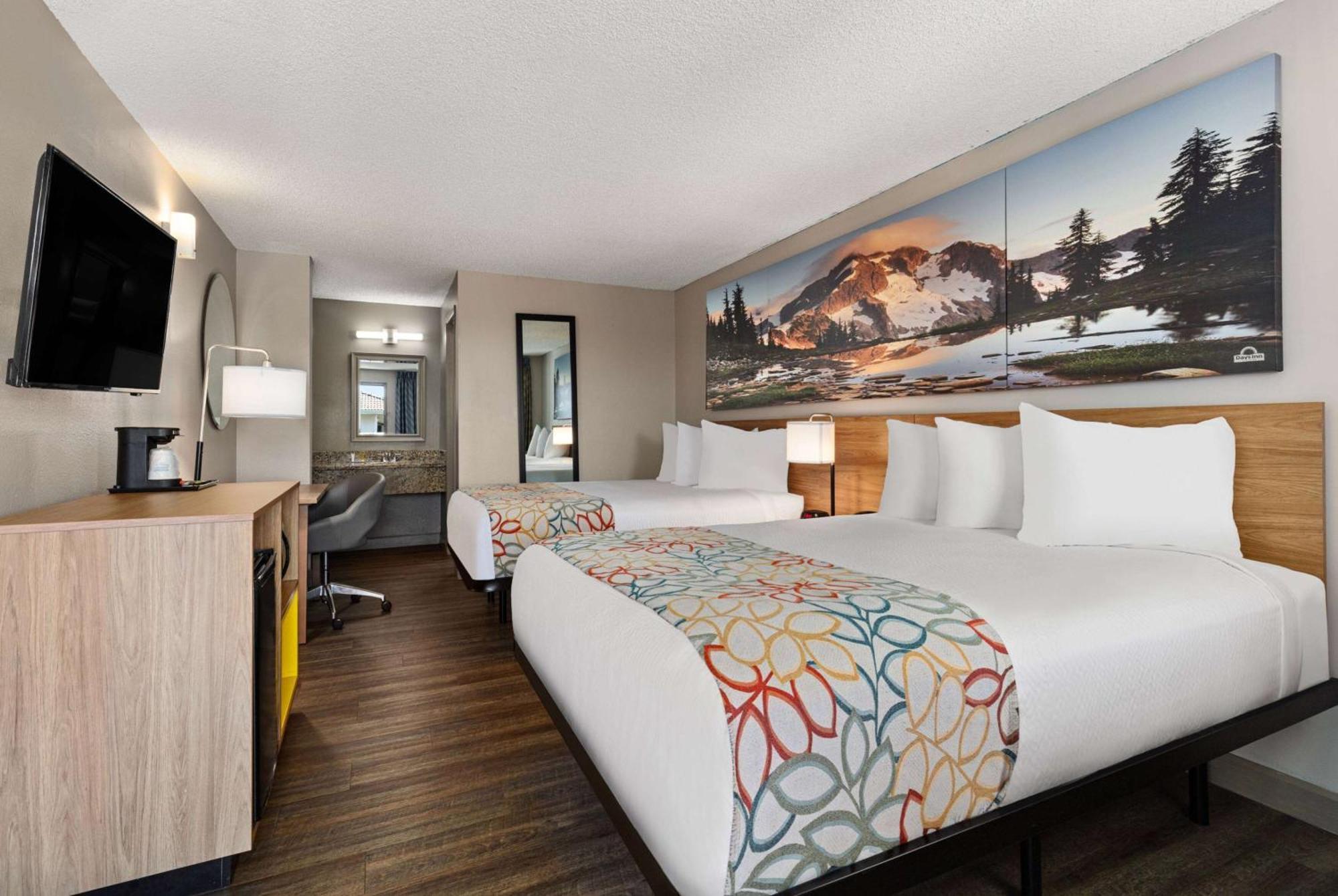Days Inn By Wyndham Lakewood South Tacoma Dış mekan fotoğraf